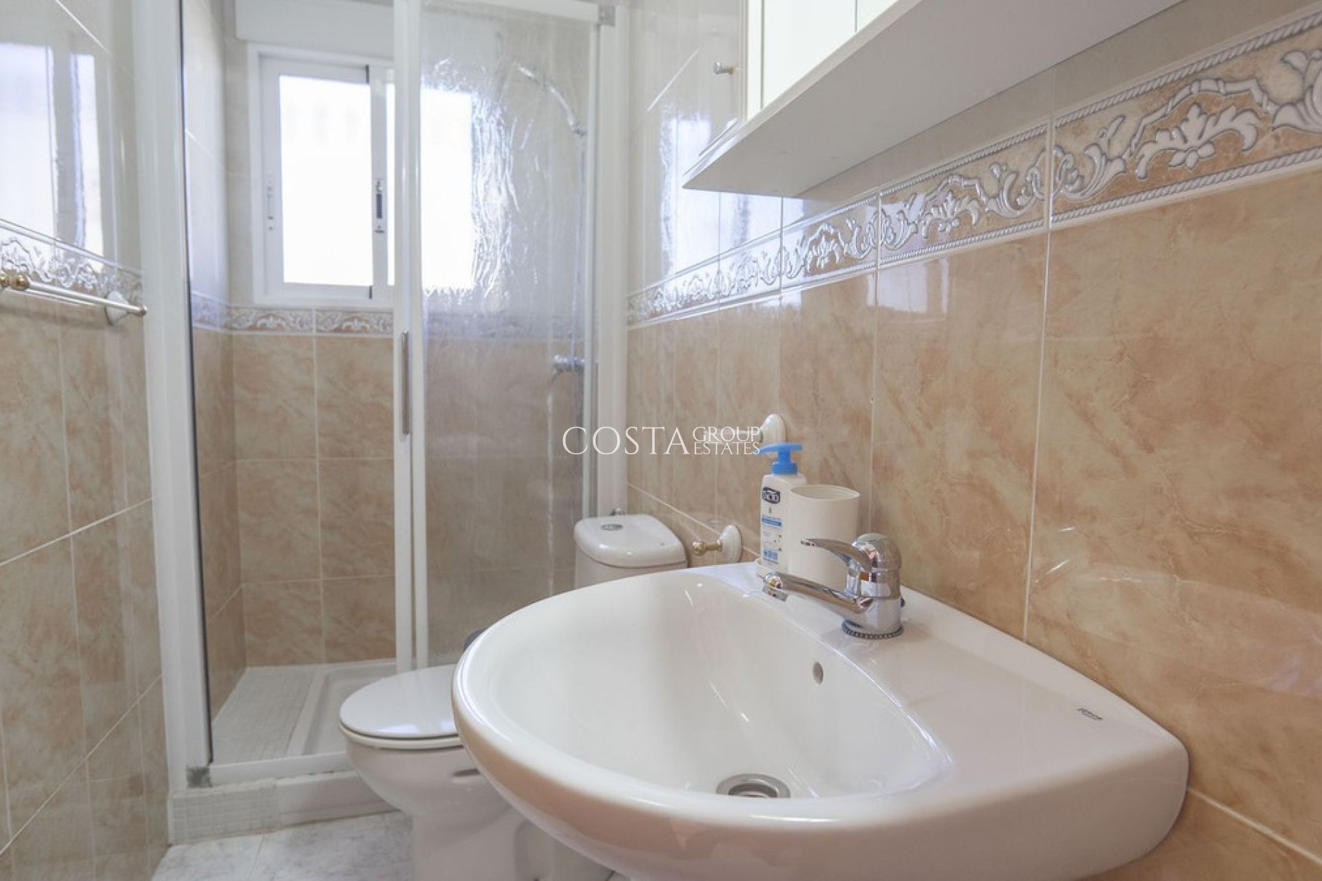 Resale - Villa -
Orihuela - Villamartin