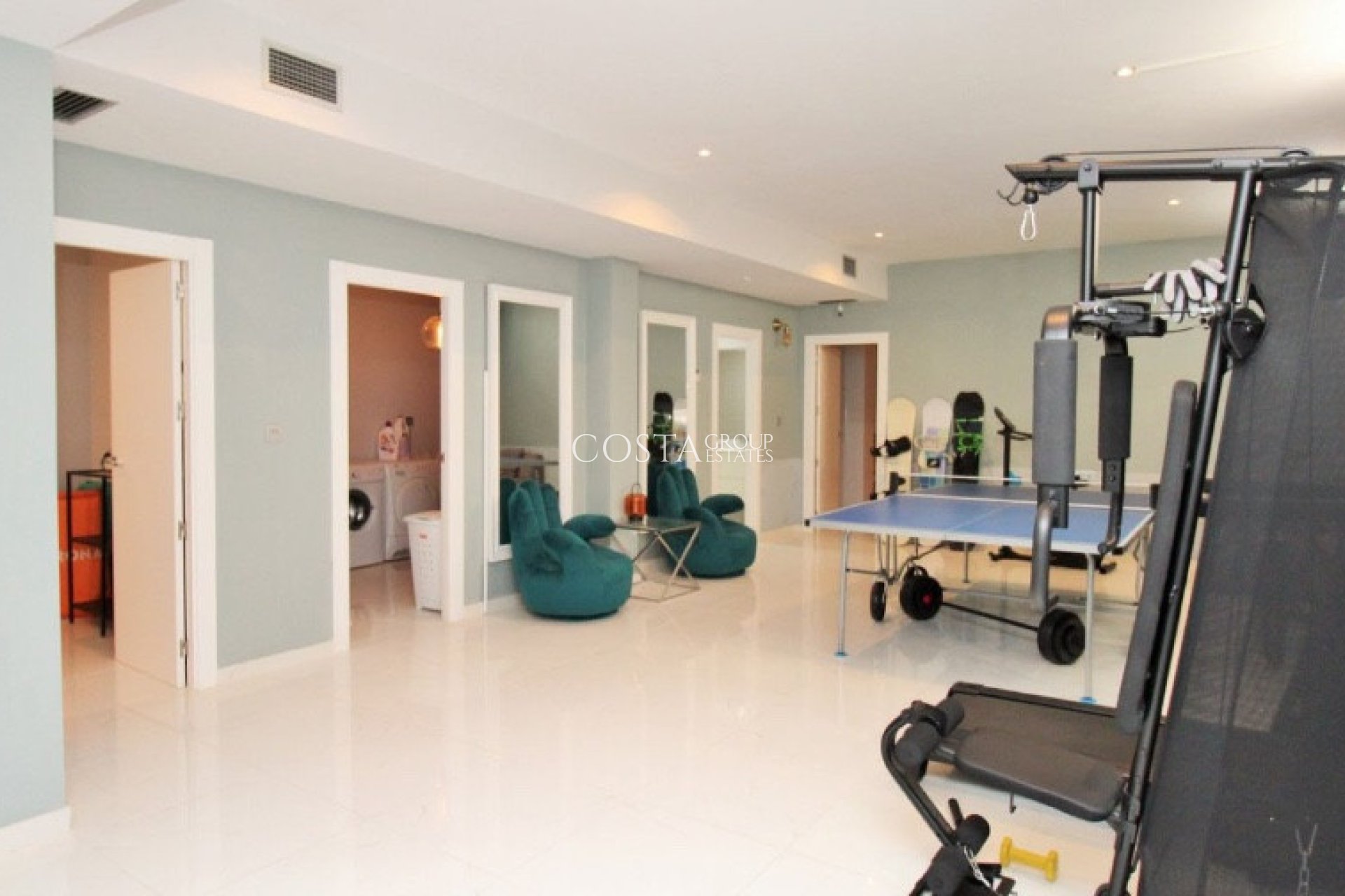 Resale - Villa -
Orihuela - Villamartin