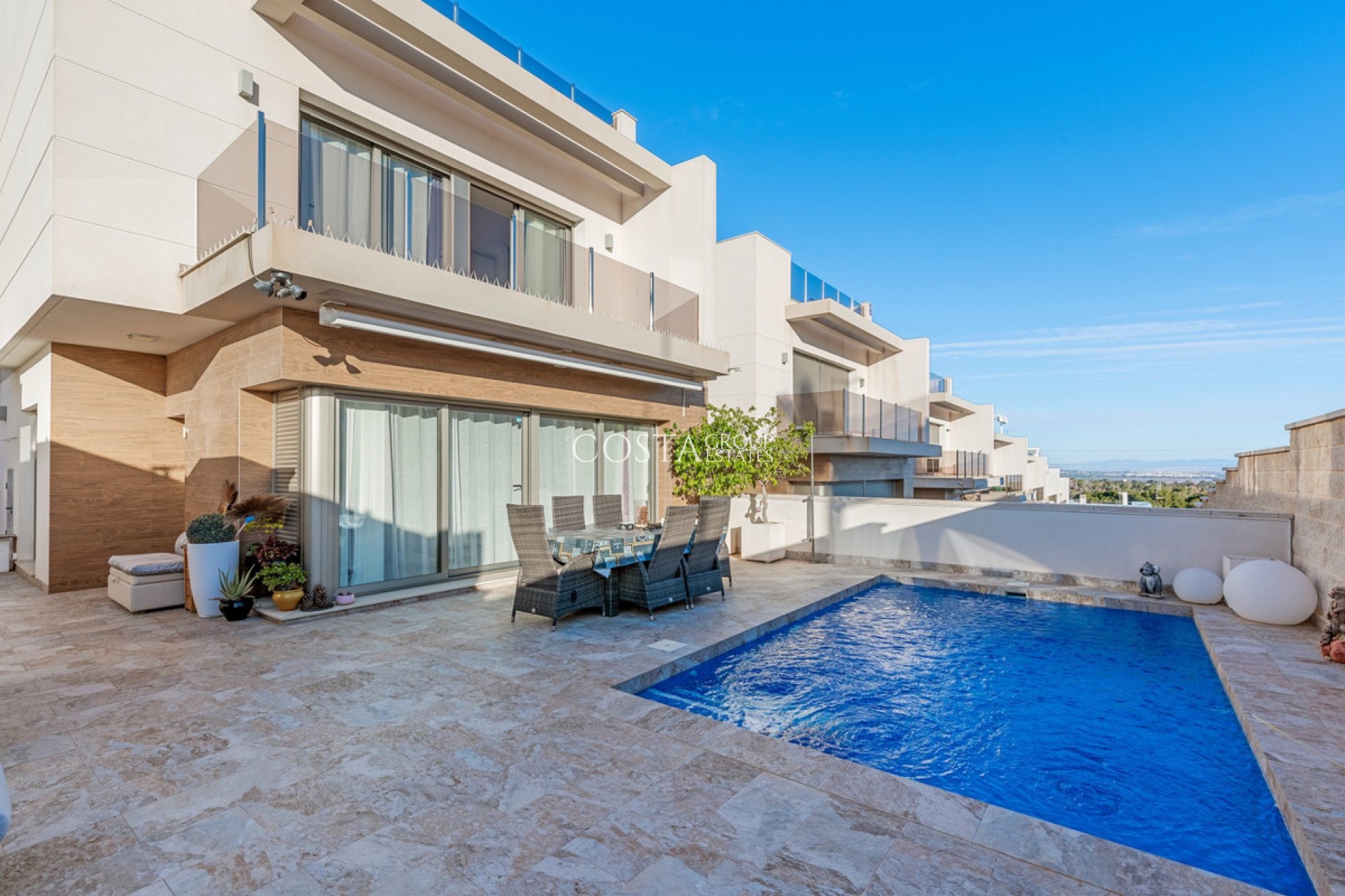 Resale - Villa -
Orihuela - Villamartin