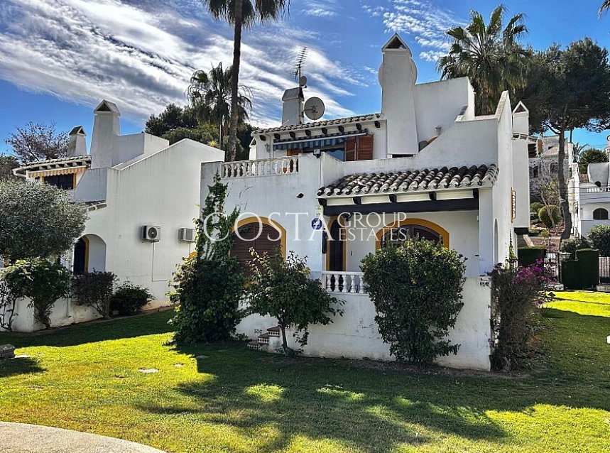 Resale - Villa -
Orihuela - Villamartin