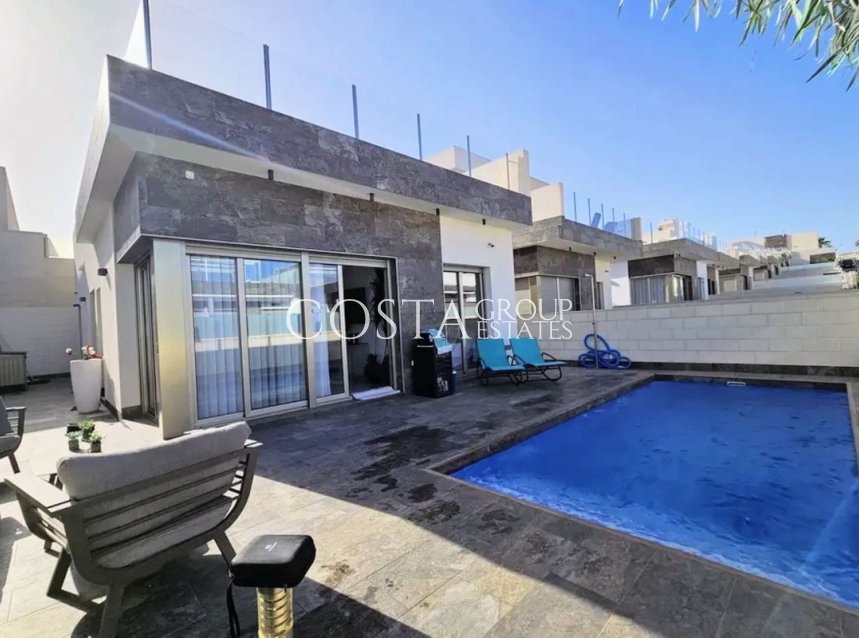 Resale - Villa -
Orihuela - Villamartin