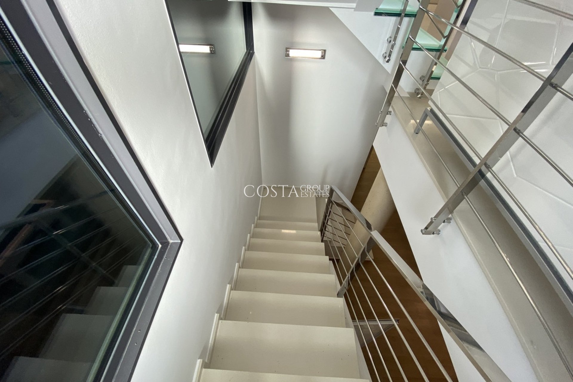 Resale - Villa -
Orihuela - Villamartin