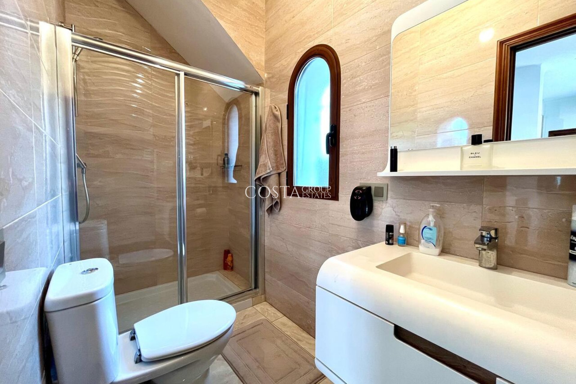 Resale - Villa -
Orihuela - Villamartin