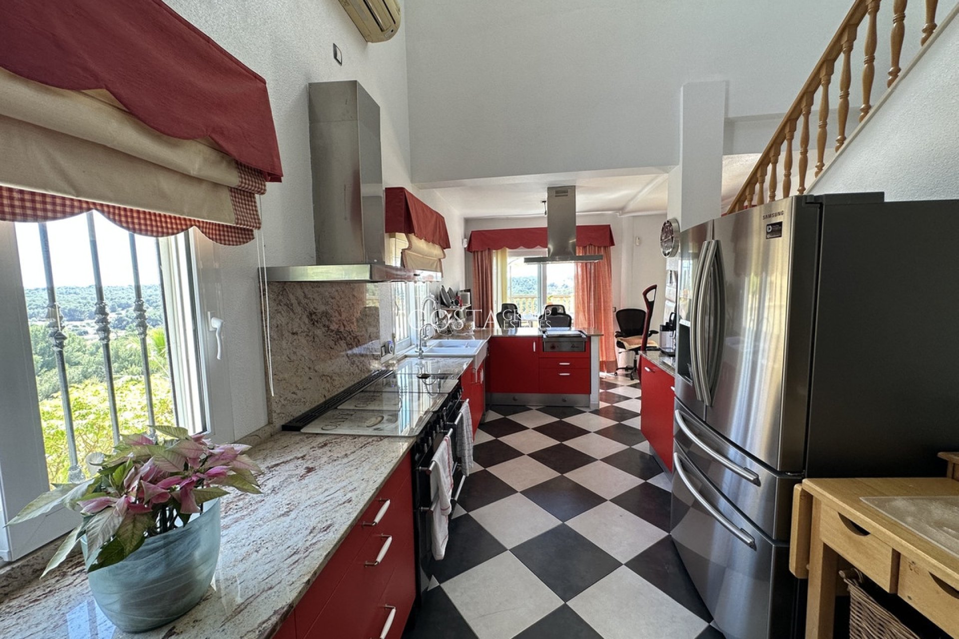 Resale - Villa -
Orihuela - Villamartin