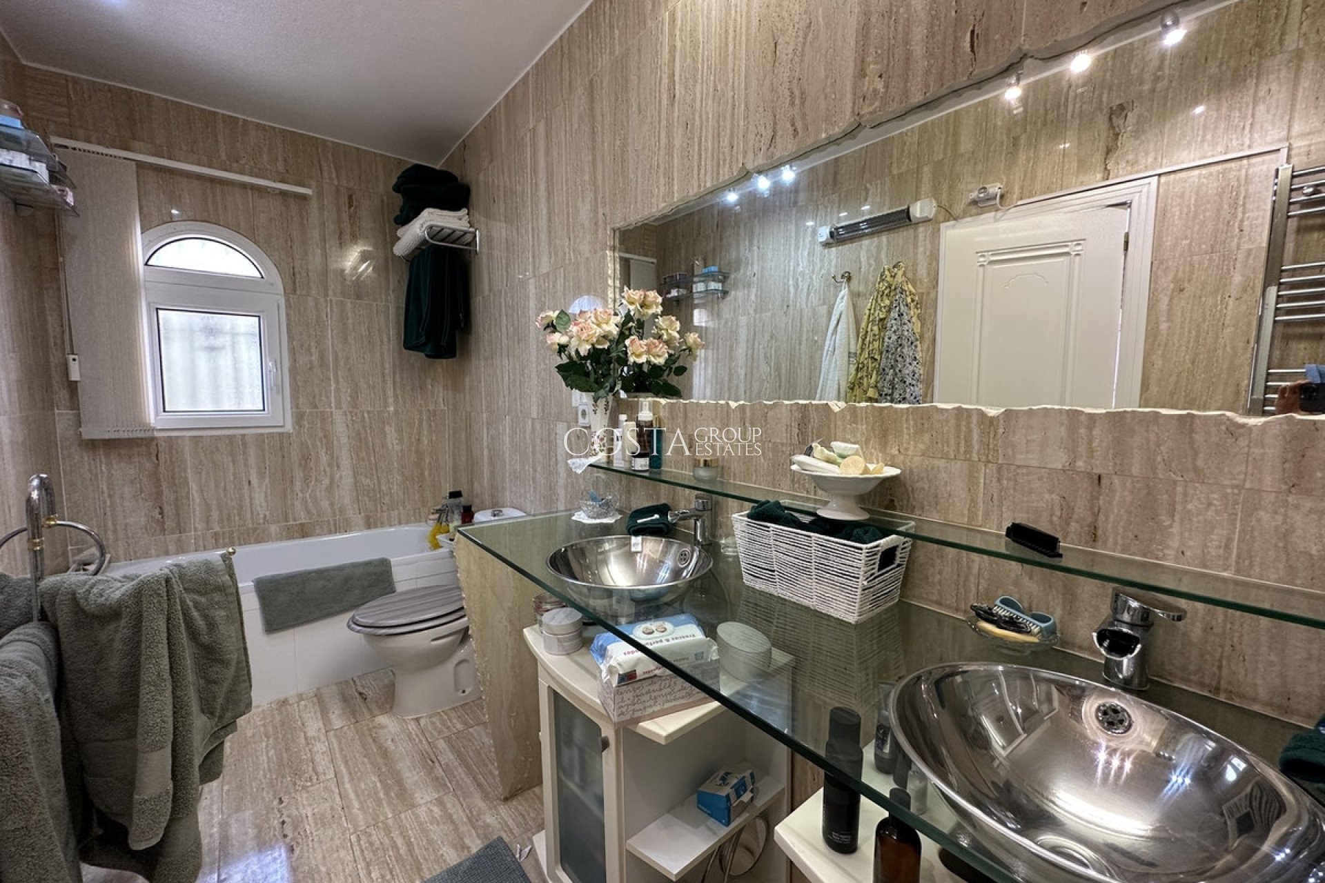 Resale - Villa -
Orihuela - Villamartin