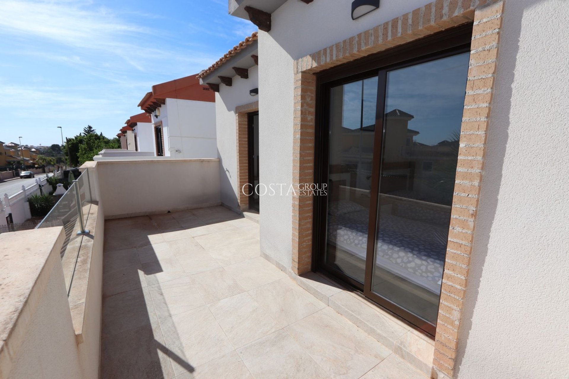 Resale - Villa -
Orihuela - Villamartin