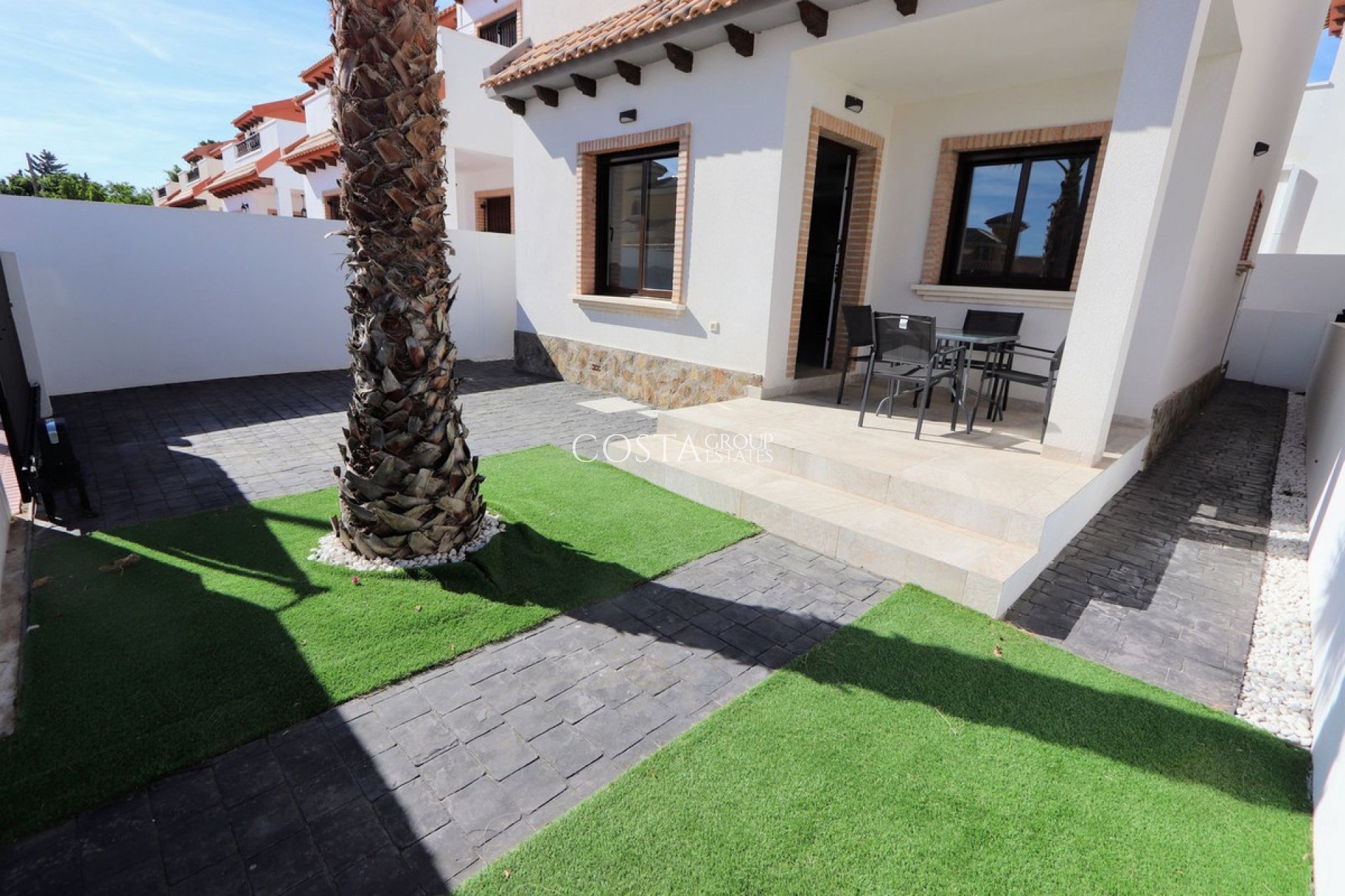 Resale - Villa -
Orihuela - Villamartin