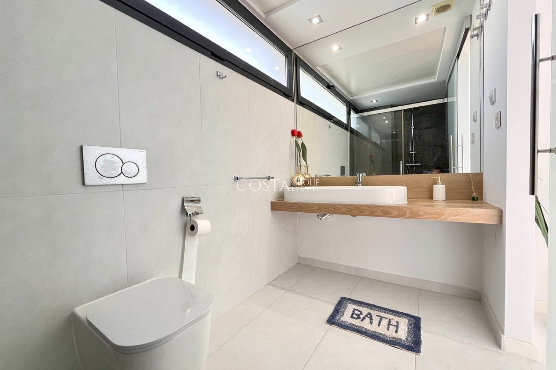 Resale - Villa -
Orihuela - Villamartin