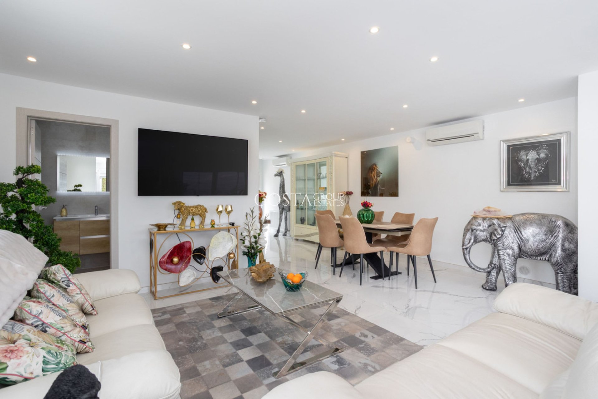 Resale - Villa -
Orihuela - Villamartin