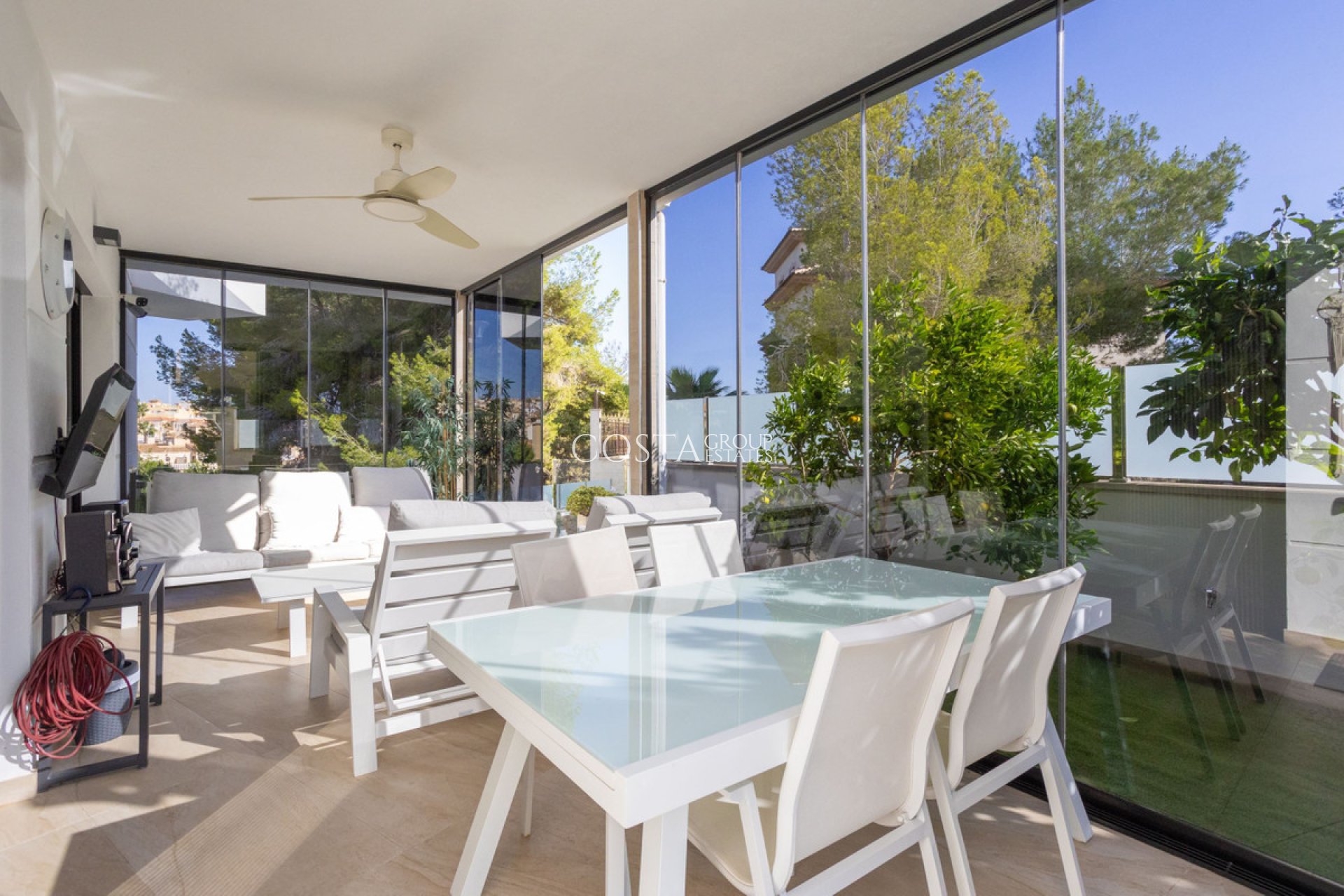 Resale - Villa -
Orihuela - Villamartin