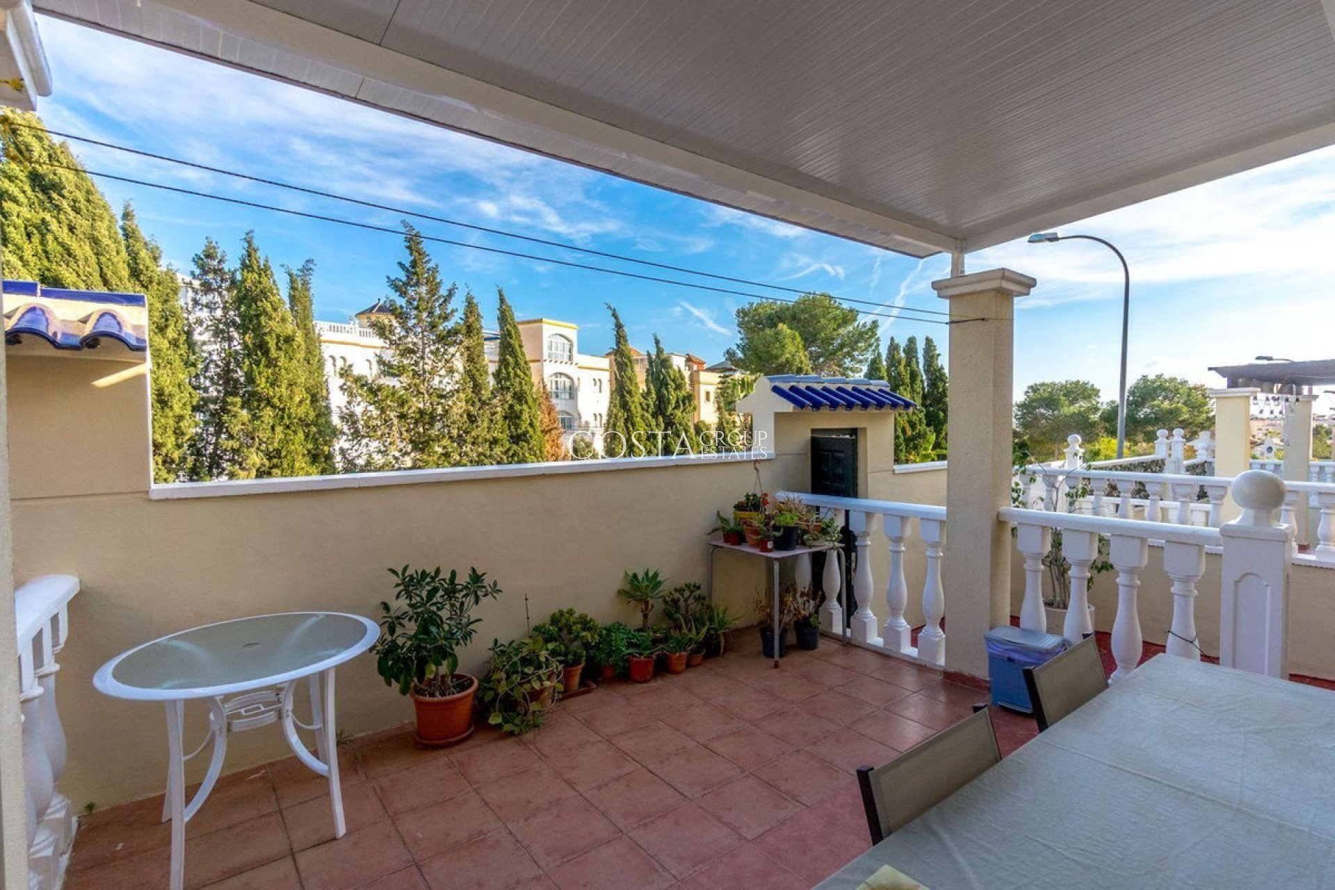 Resale - Villa -
Orihuela - Villamartin