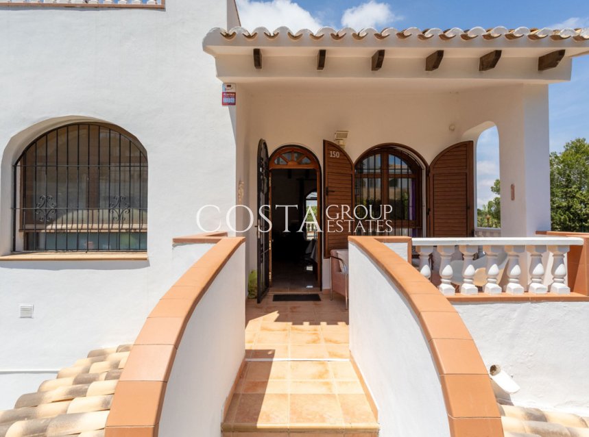 Resale - Villa -
Orihuela - Villamartin