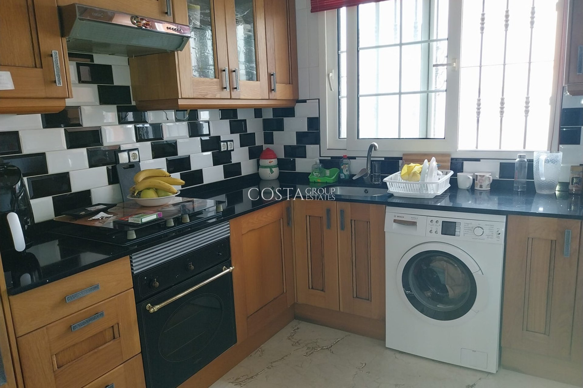 Resale - Villa -
Orihuela - Villamartin