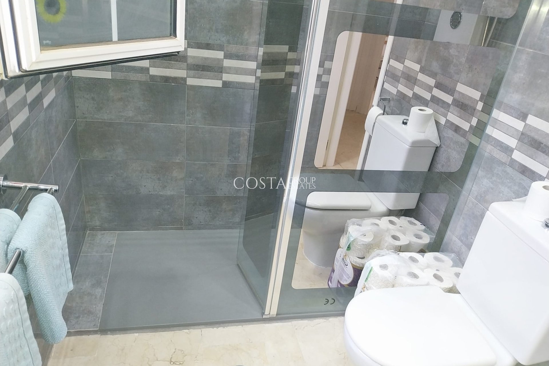 Resale - Villa -
Orihuela - Villamartin