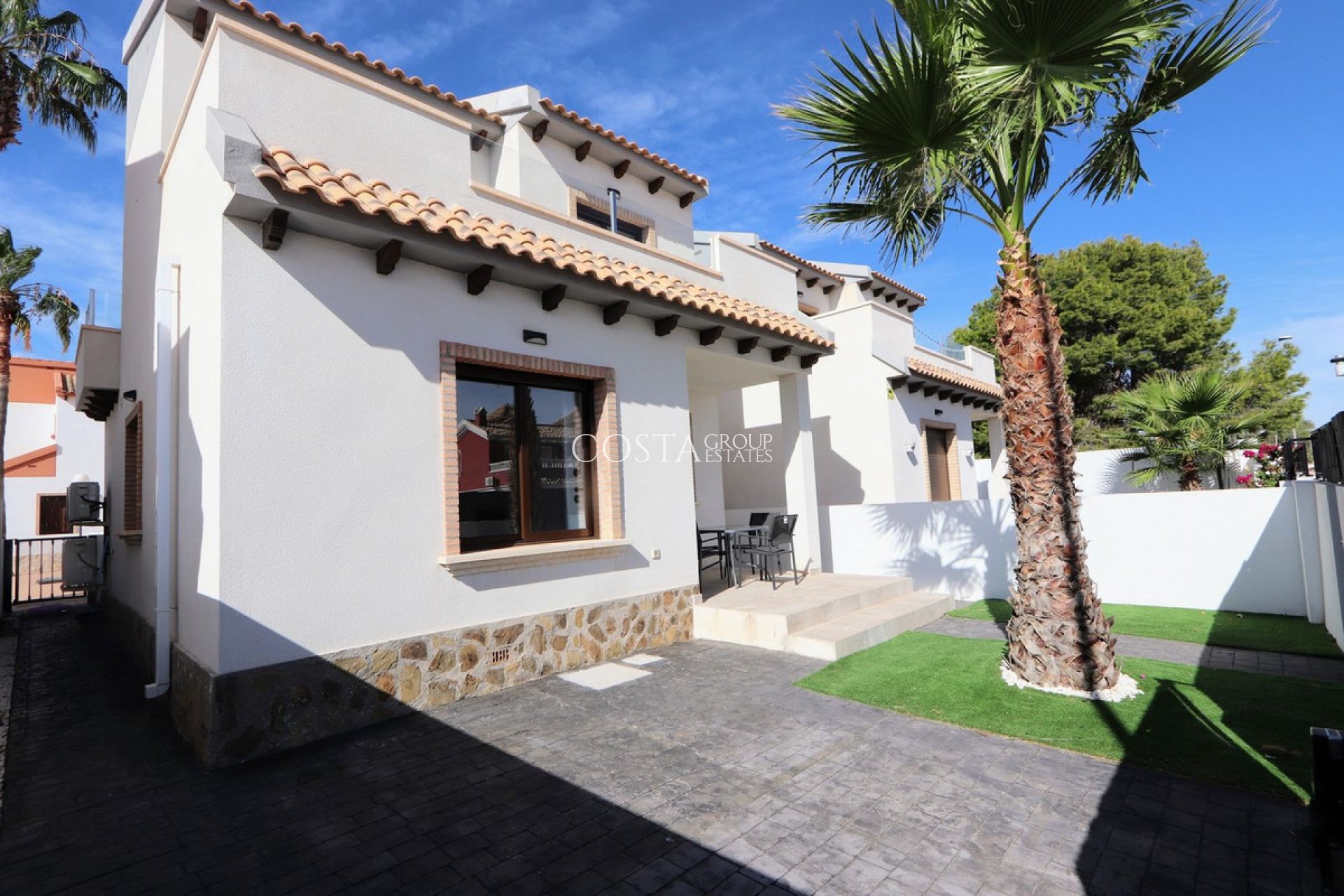 Resale - Villa -
Orihuela - Villamartin