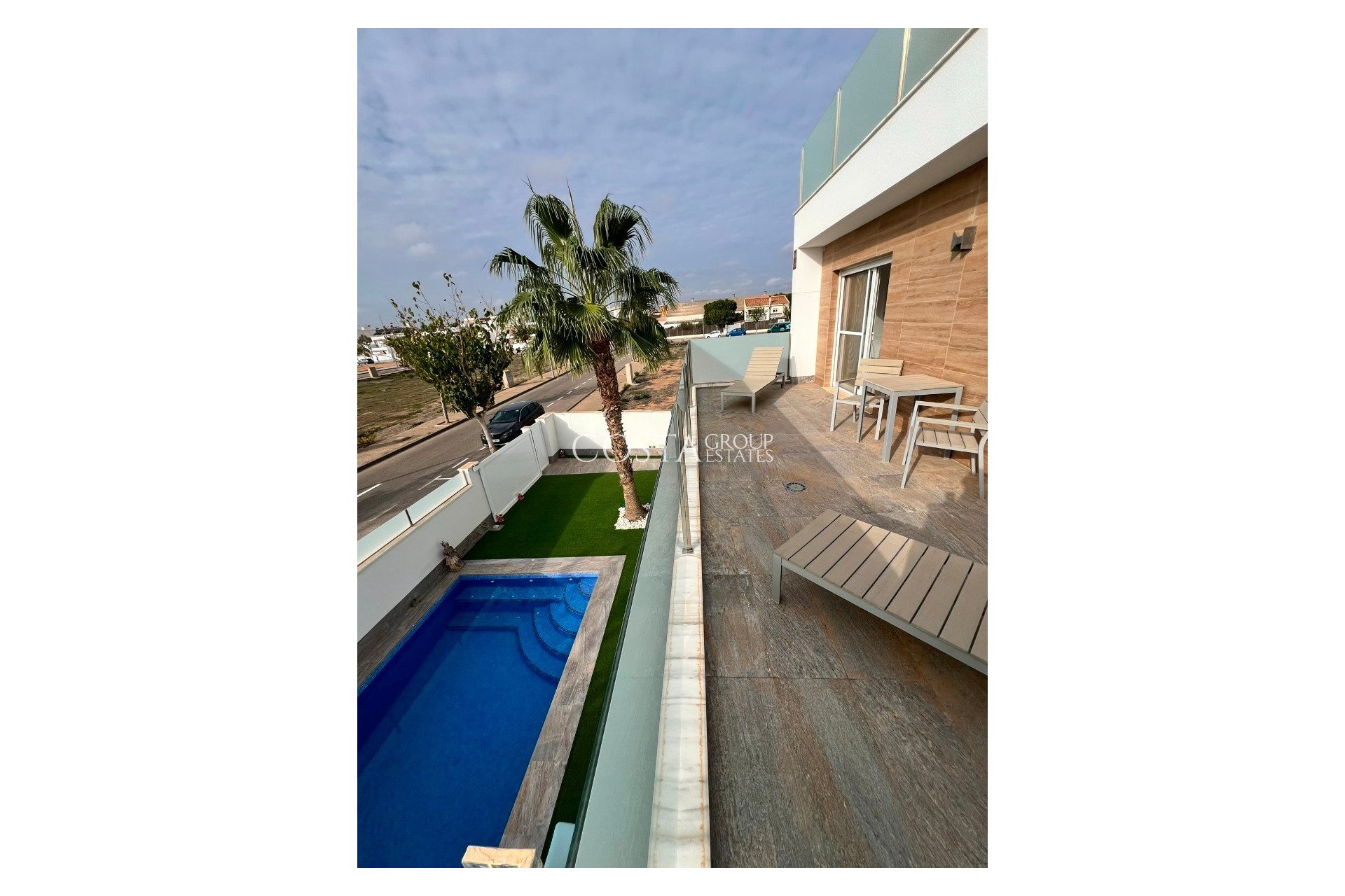 Resale - Villa -
Pilar de la Horadada - Pilar de la Horadada Centro