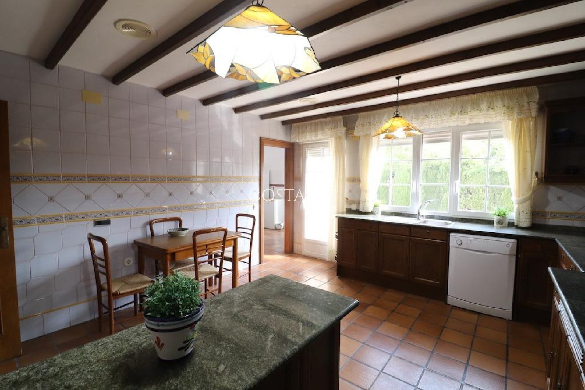 Resale - Villa -
Pilar de la Horadada - Pilar de la Horadada Centro