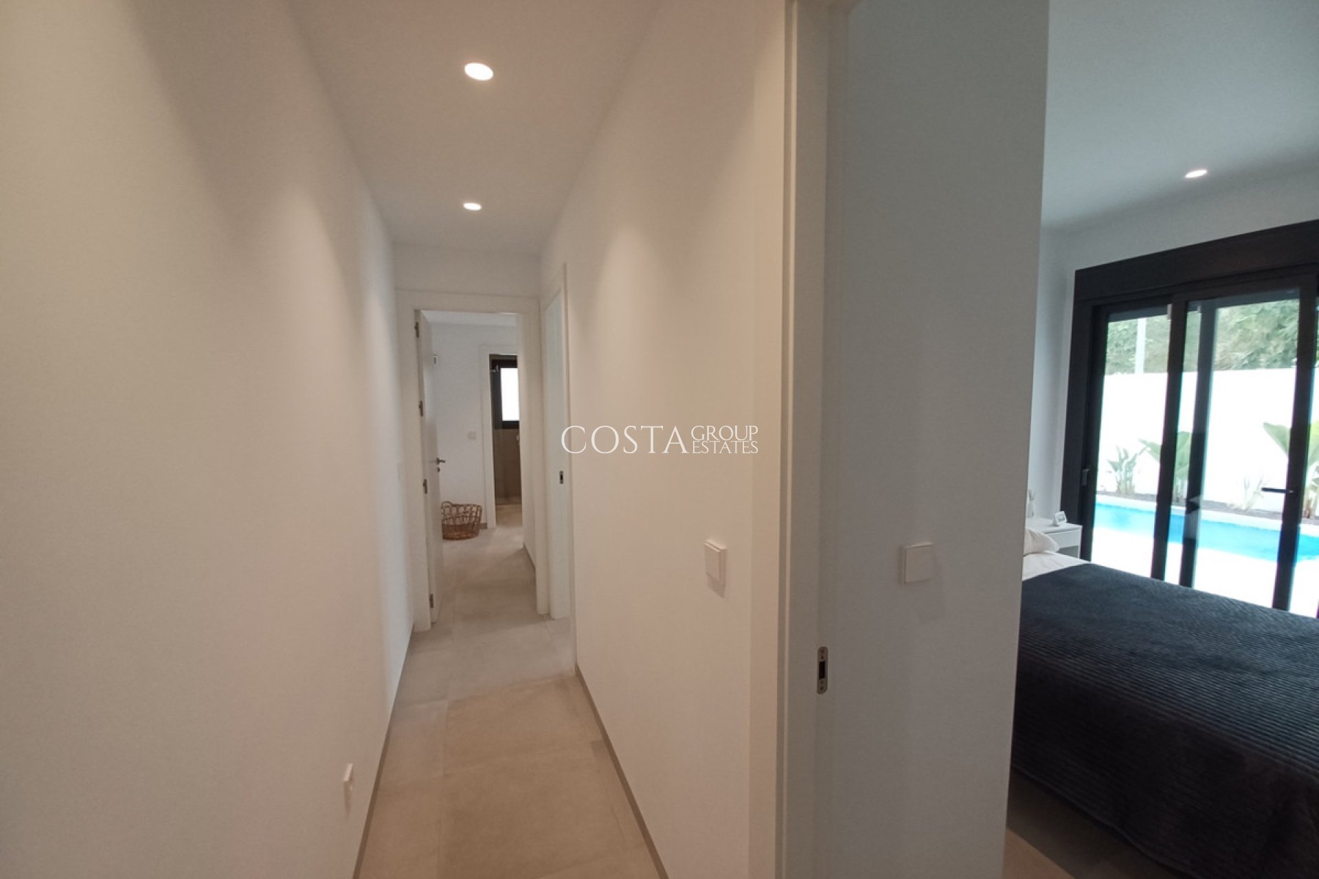 Resale - Villa -
Pilar de la Horadada - Pilar de la Horadada Centro