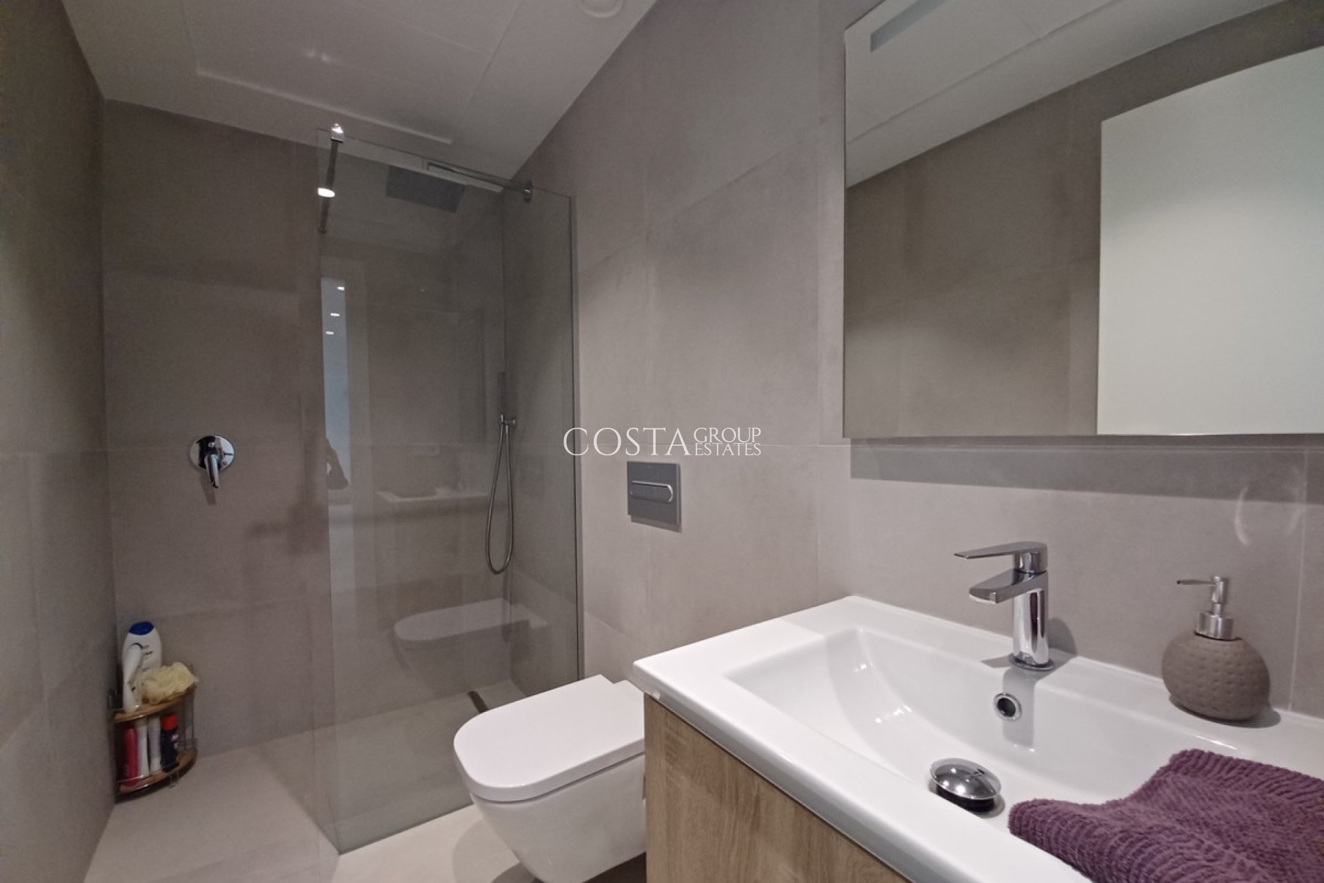 Resale - Villa -
Pilar de la Horadada - Pilar de la Horadada Centro