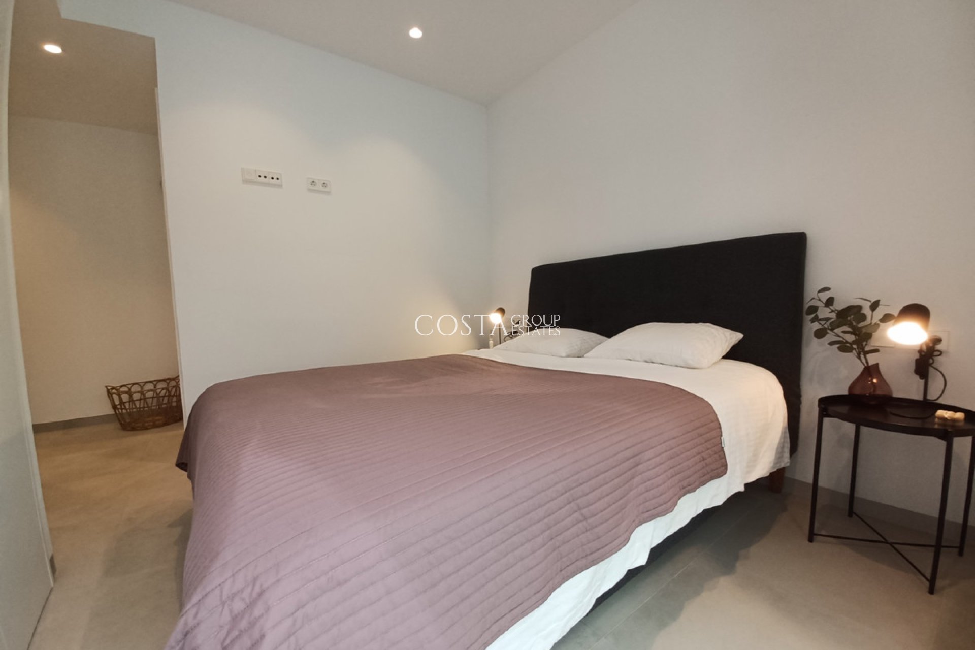 Resale - Villa -
Pilar de la Horadada - Pilar de la Horadada Centro