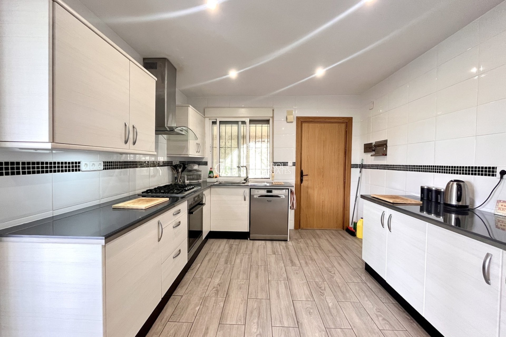 Resale - Villa -
Pilar de la Horadada - Pinar de Campoverde