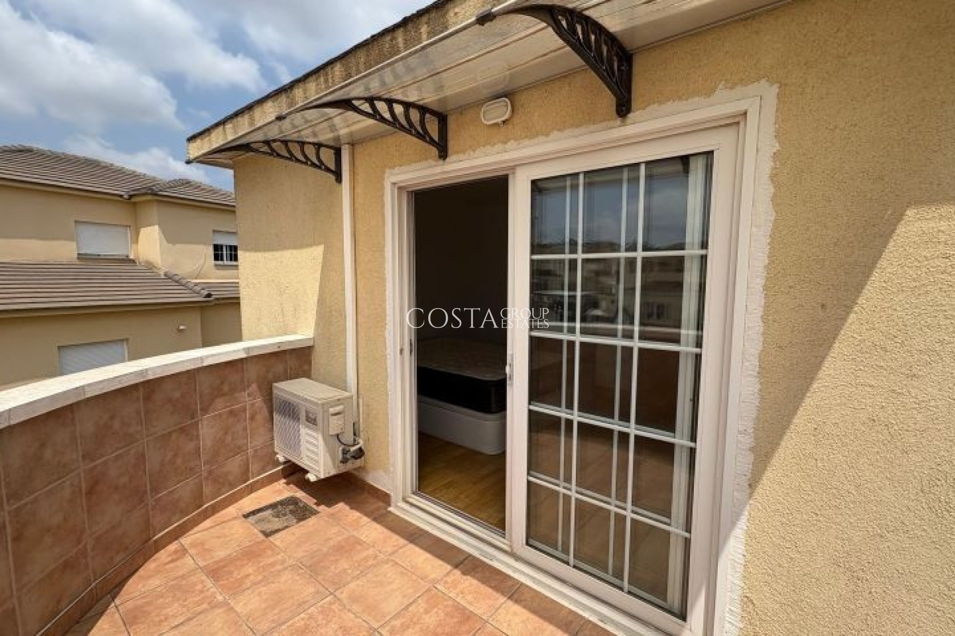 Resale - Villa -
Pilar de la Horadada - Pinar de Campoverde