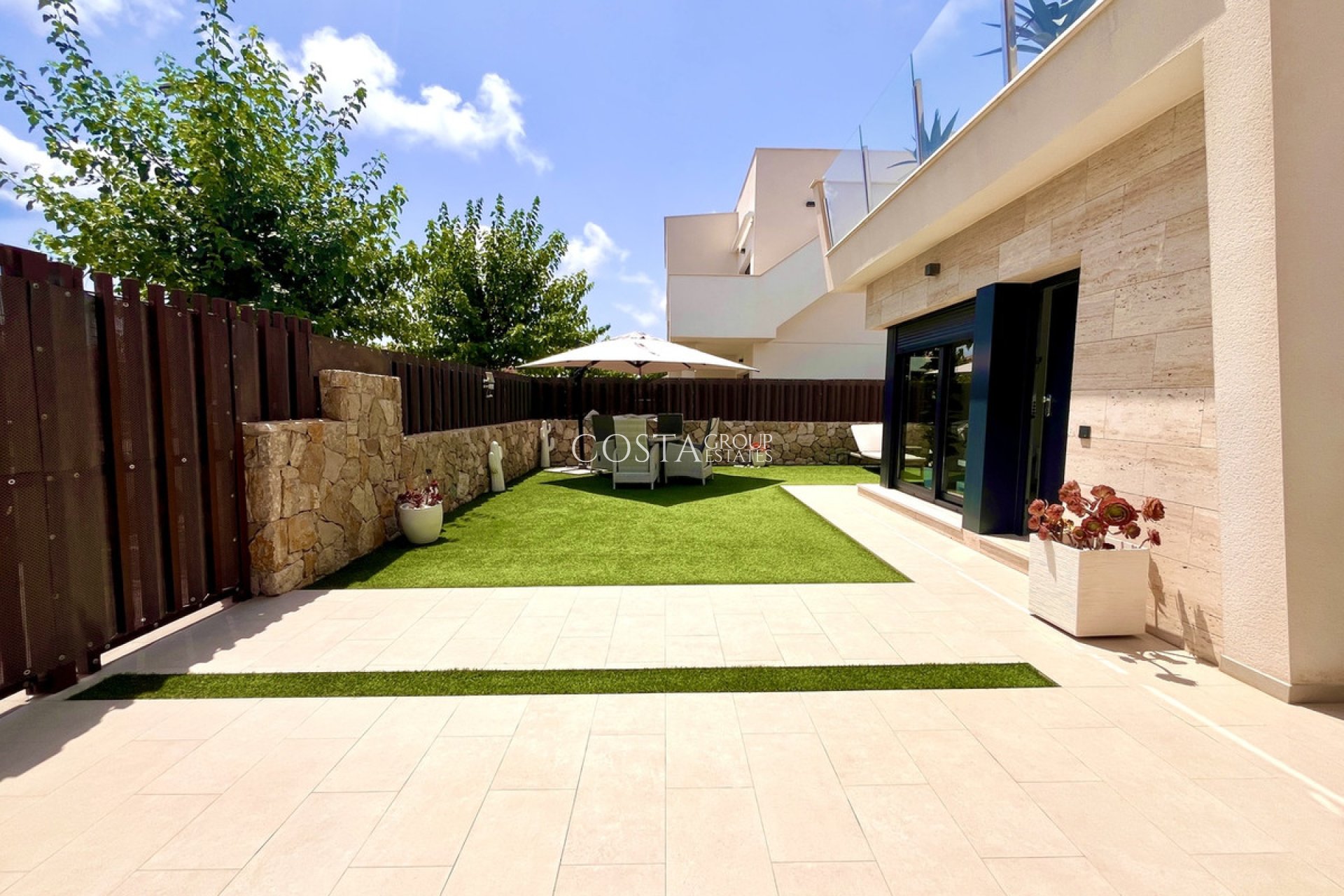 Resale - Villa -
Pilar de la Horadada - Torre De La Horadada