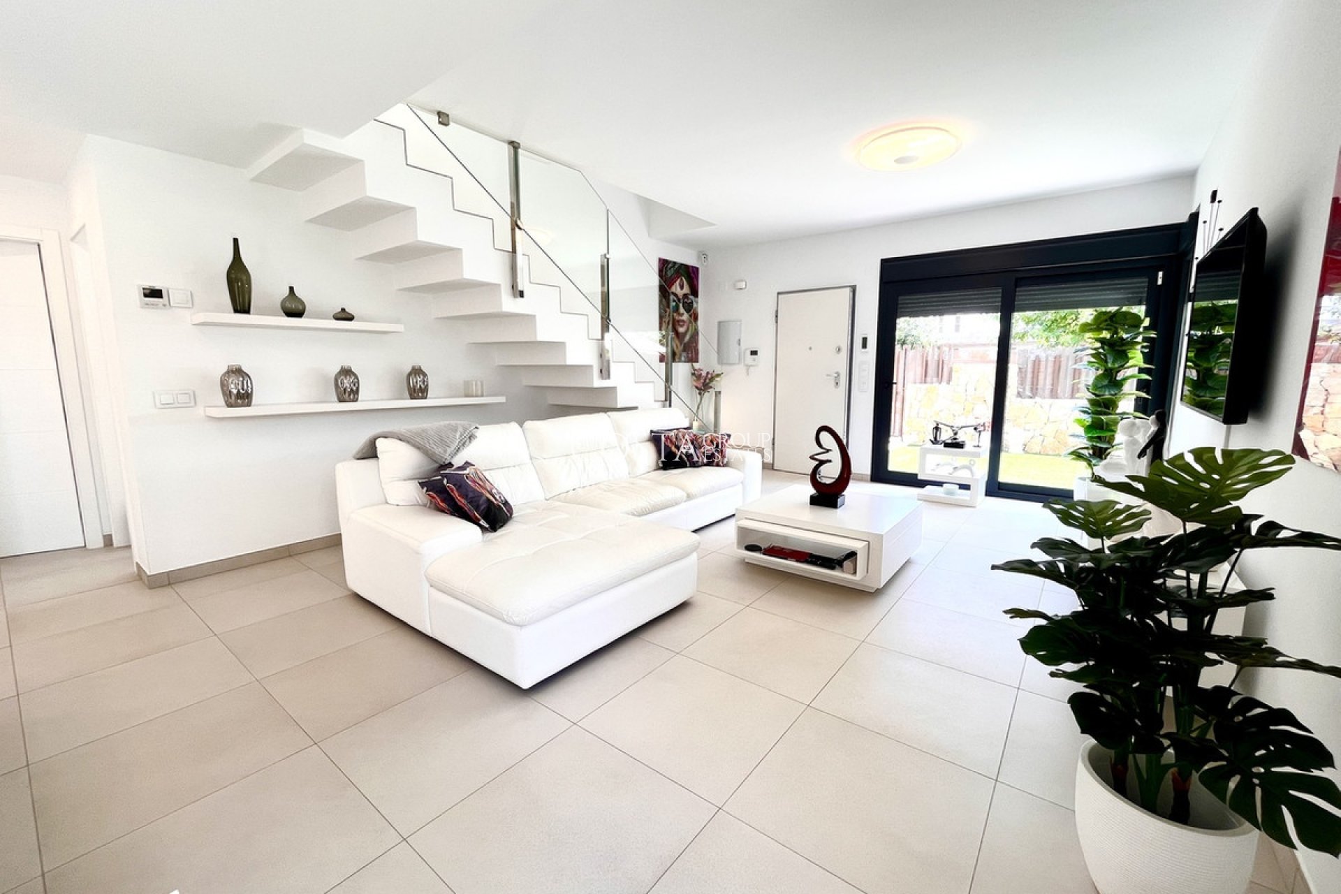 Resale - Villa -
Pilar de la Horadada - Torre De La Horadada