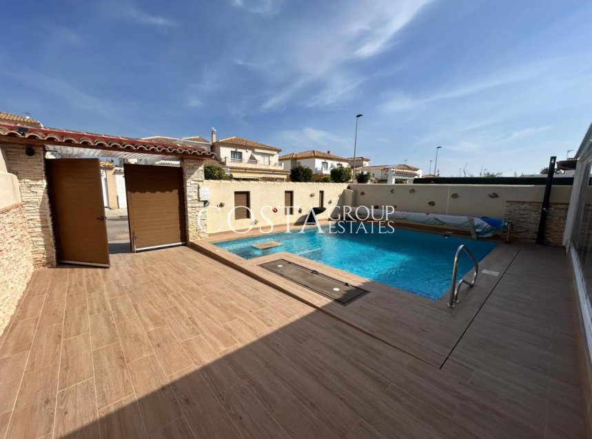 Resale - Villa -
Pilar de la Horadada - Torre De La Horadada