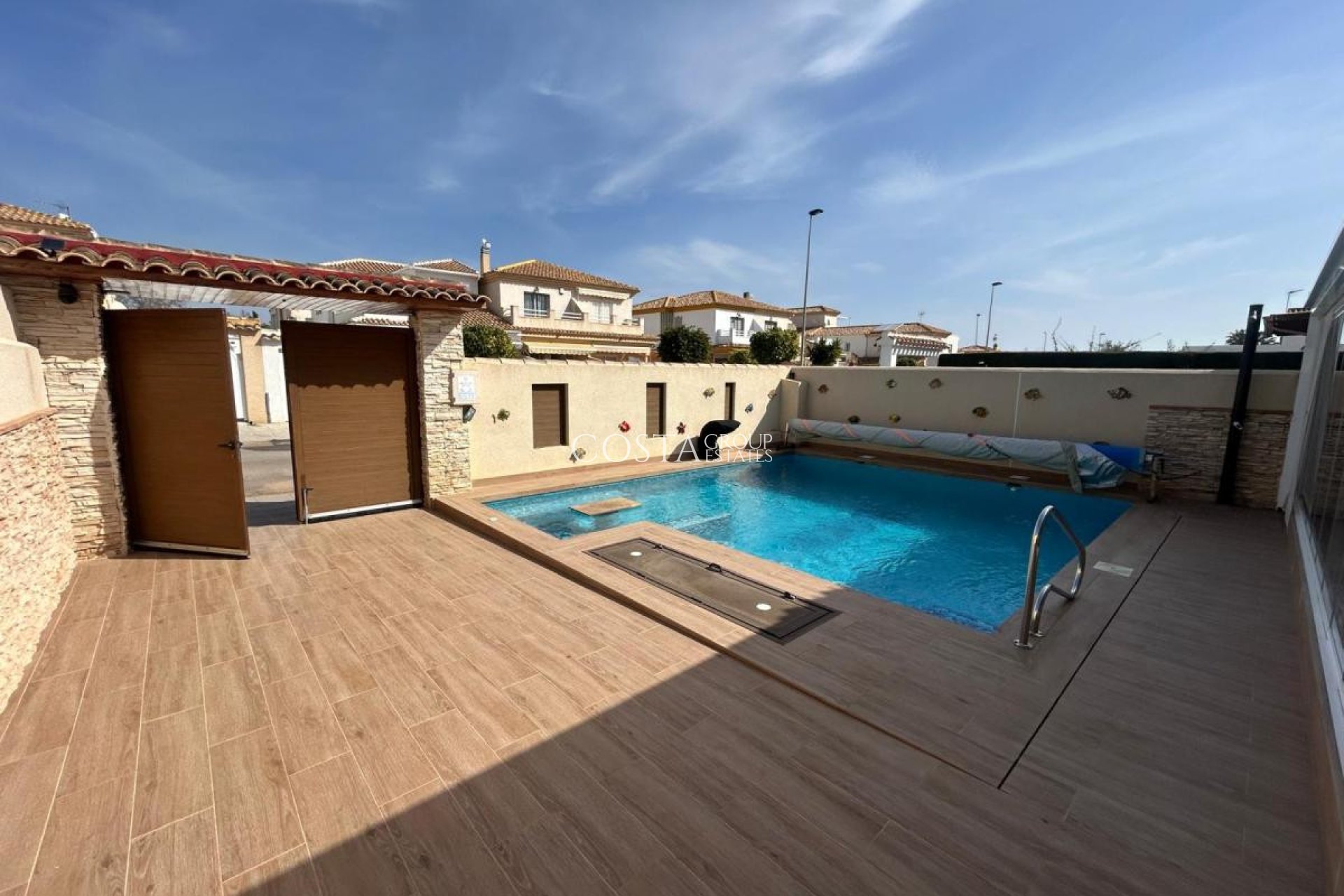 Resale - Villa -
Pilar de la Horadada - Torre De La Horadada
