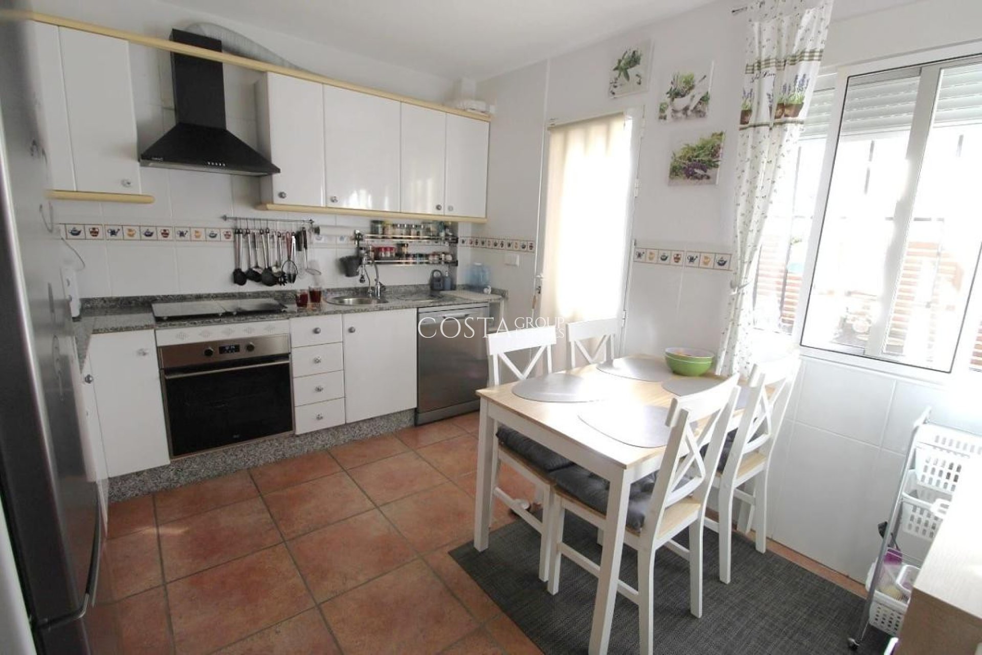 Resale - Villa -
Pilar de la Horadada - Torre De La Horadada