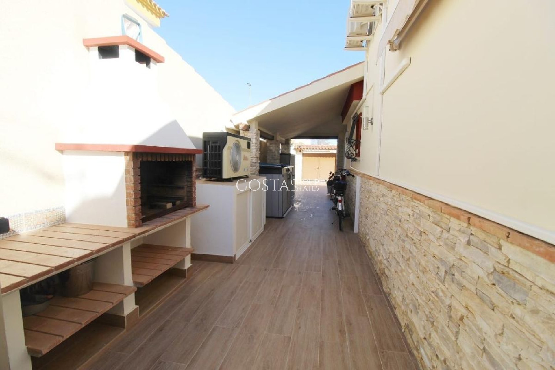 Resale - Villa -
Pilar de la Horadada - Torre De La Horadada