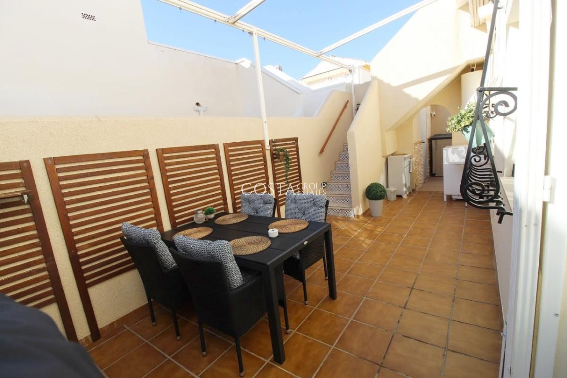 Resale - Villa -
Pilar de la Horadada - Torre De La Horadada