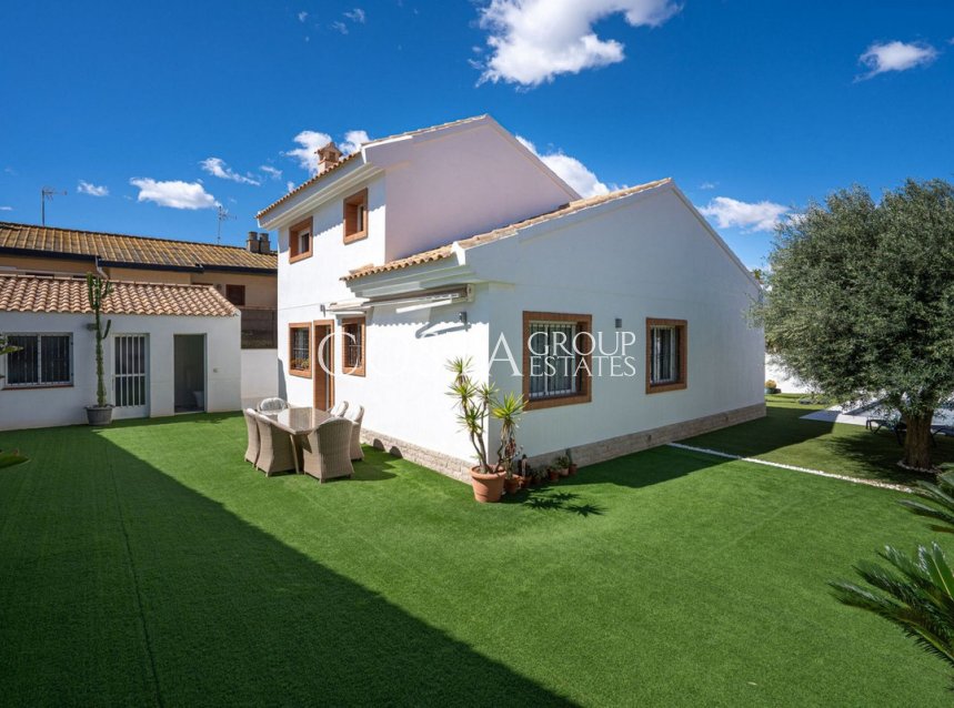 Resale - Villa -
Pilar de la Horadada - Torre De La Horadada