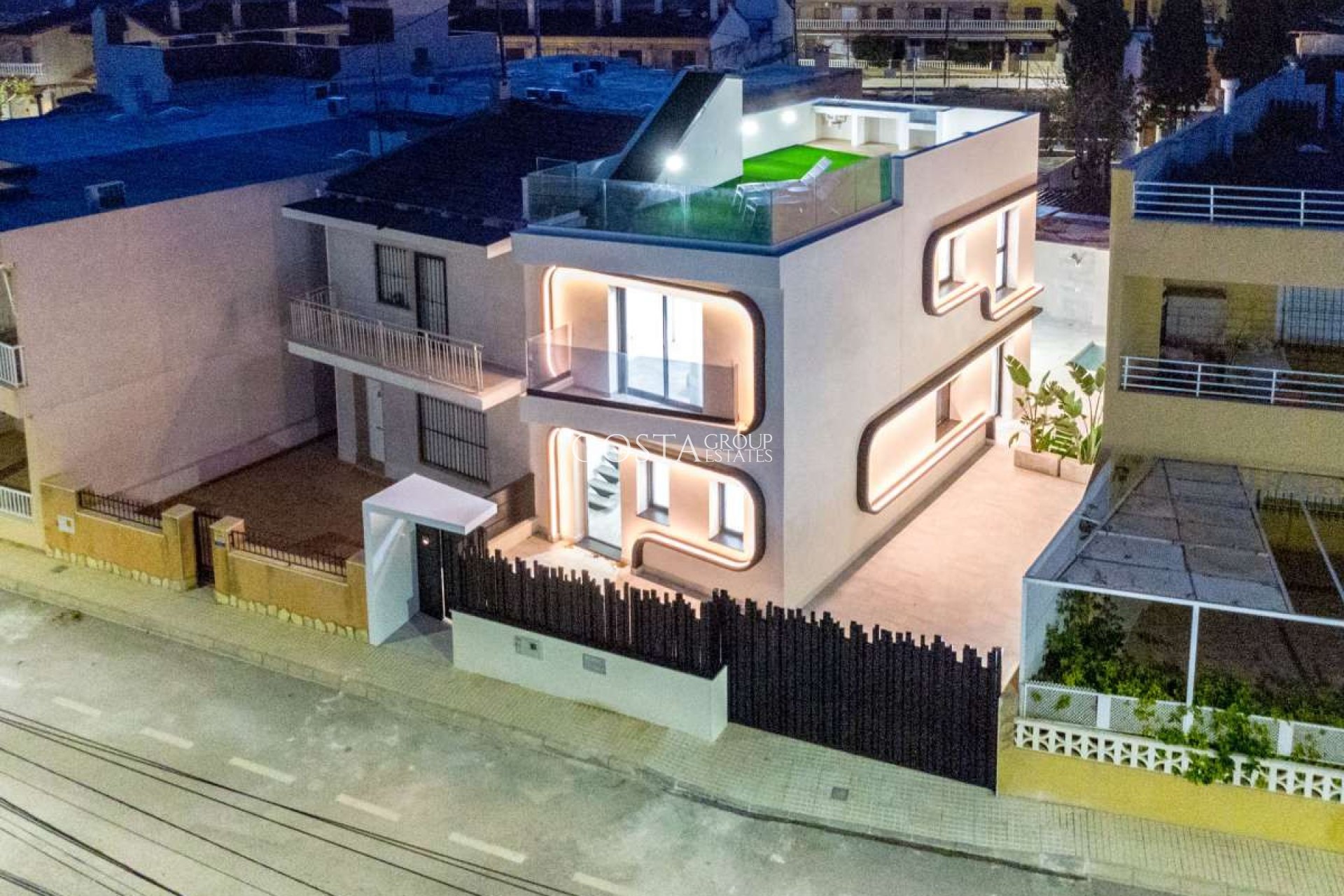 Resale - Villa -
Pilar de la Horadada - Torre De La Horadada