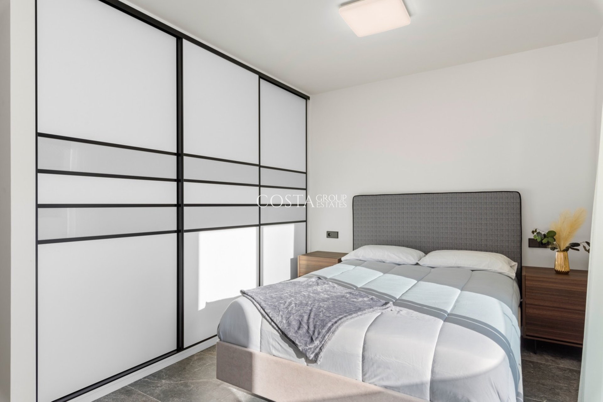 Resale - Villa -
Pilar de la Horadada - Torre De La Horadada