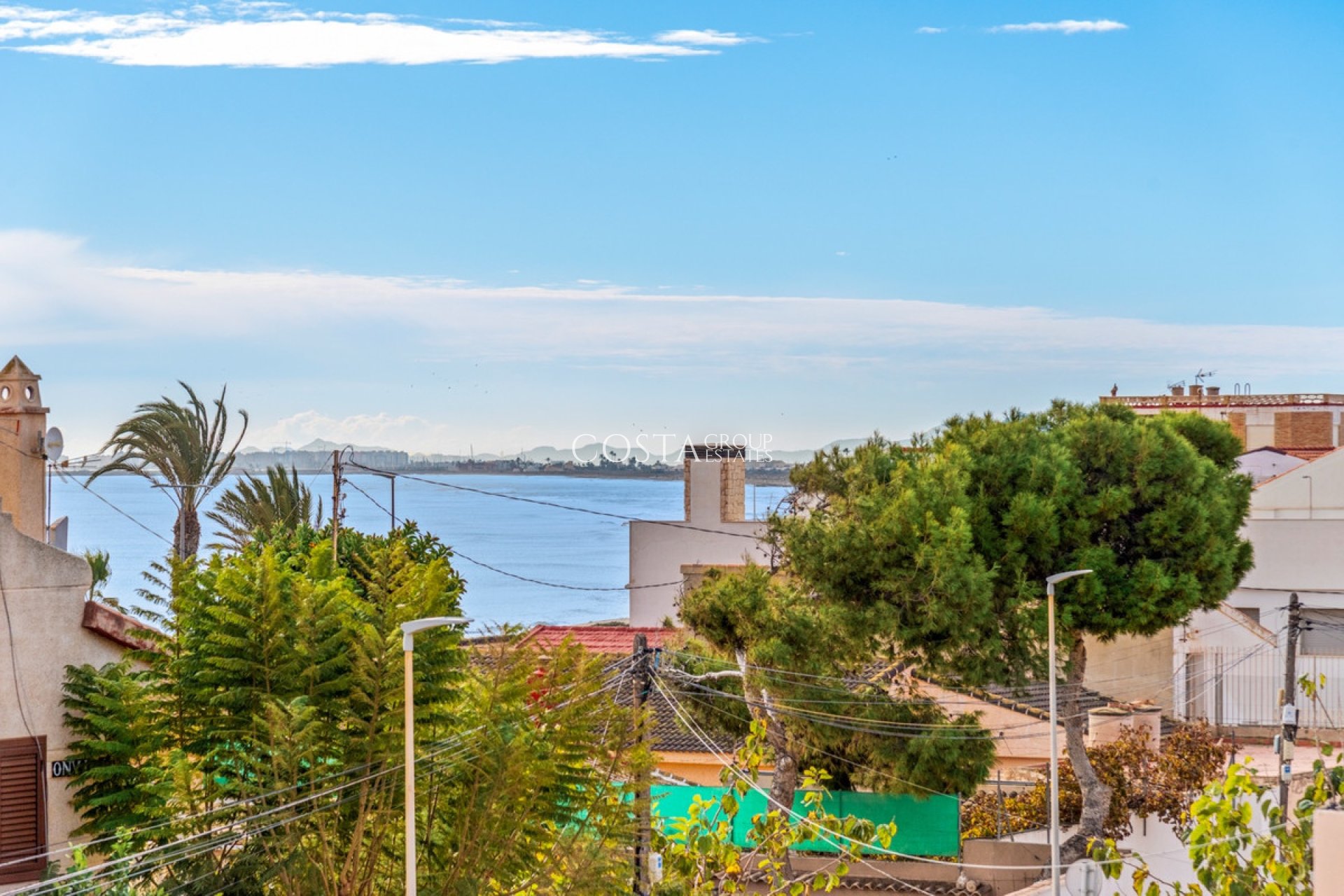 Resale - Villa -
Pilar de la Horadada - Torre De La Horadada