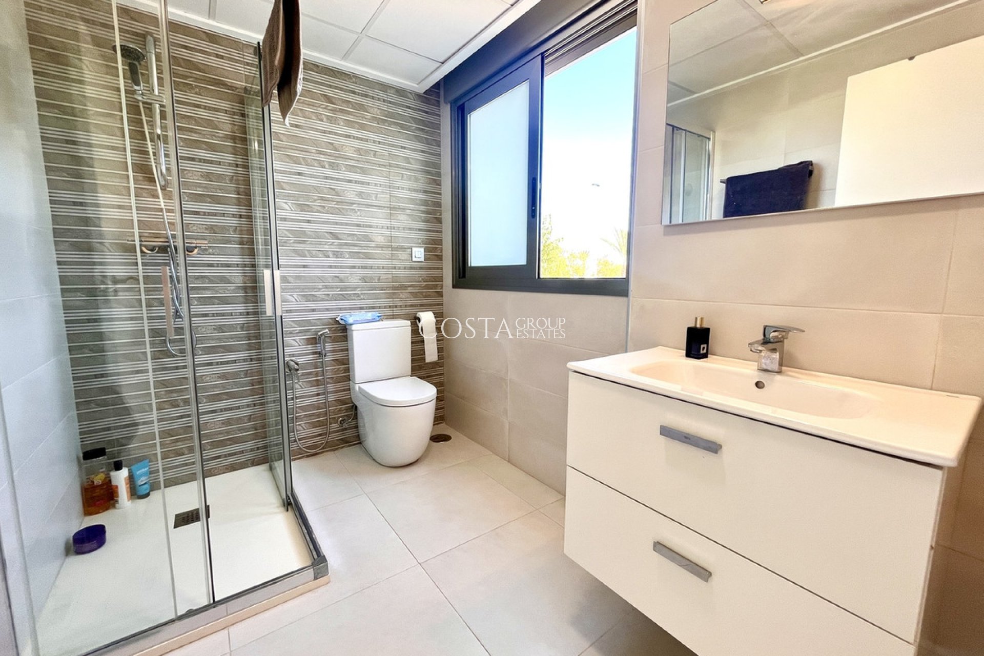 Resale - Villa -
Pilar de la Horadada - Torre De La Horadada