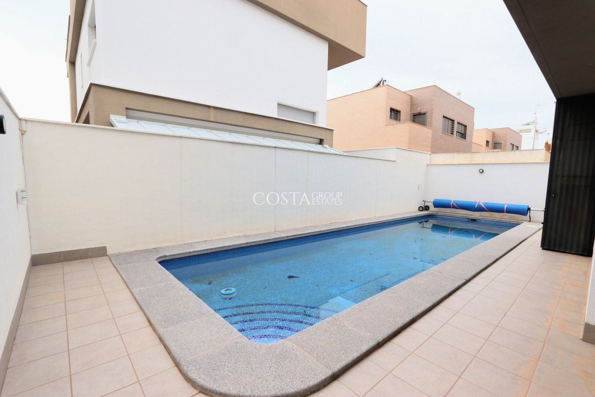 Resale - Villa -
Pilar de la Horadada - Torre De La Horadada