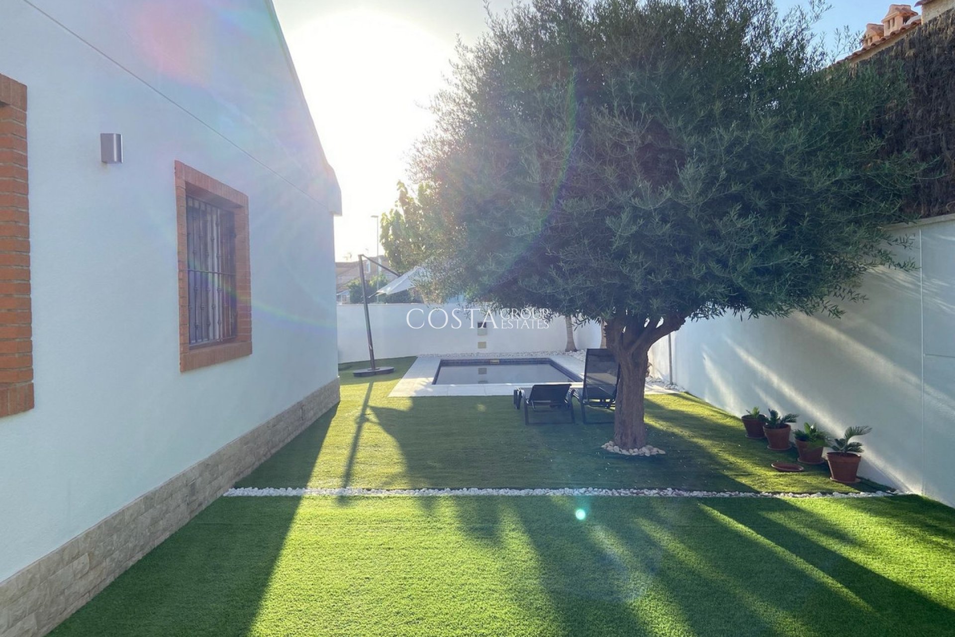 Resale - Villa -
Pilar de la Horadada - Torre De La Horadada