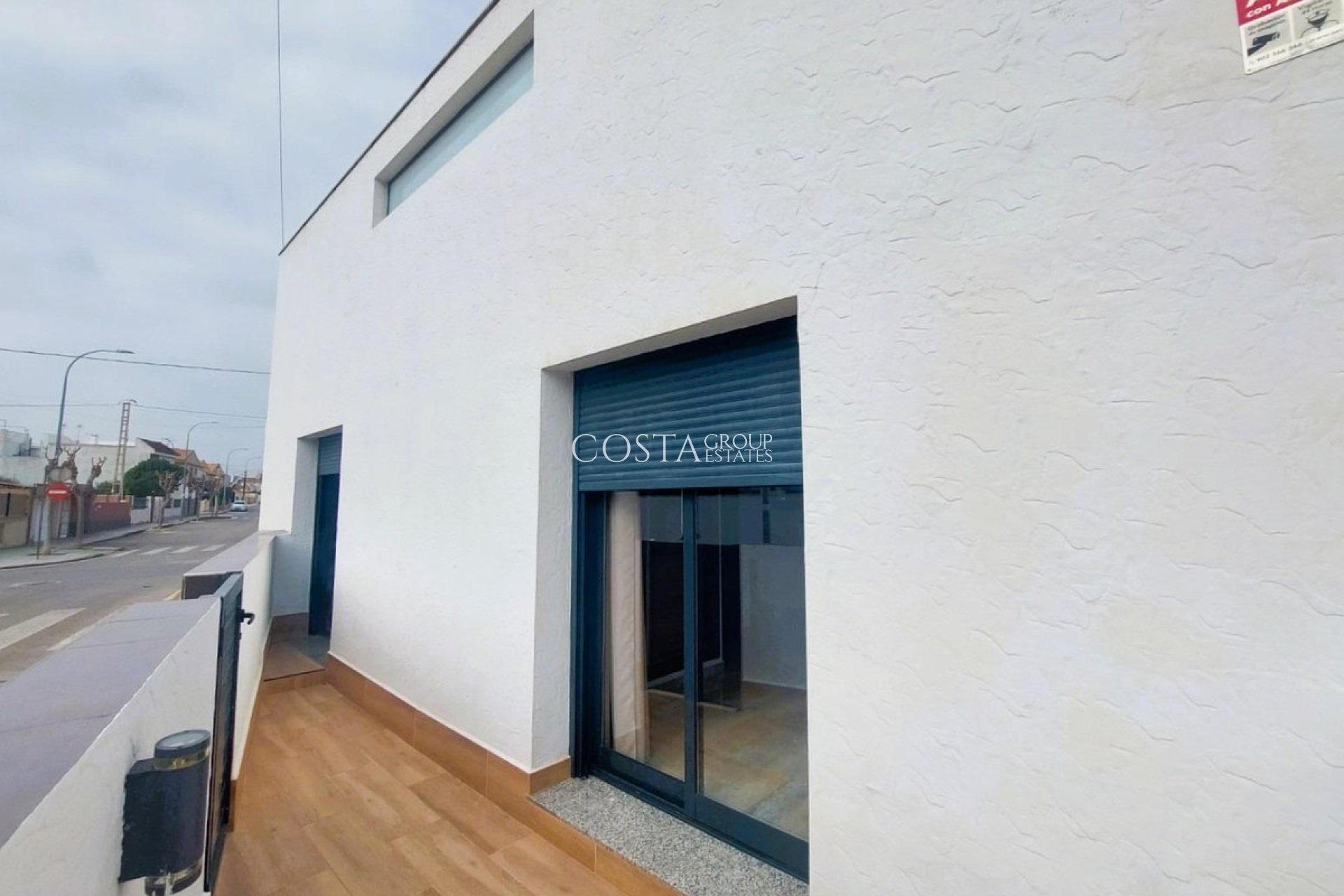 Resale - Villa -
Pilar de la Horadada - Torre De La Horadada