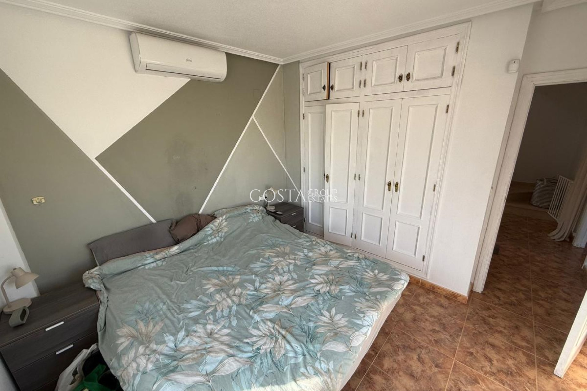 Resale - Villa -
Pilar de la Horadada - Torre De La Horadada