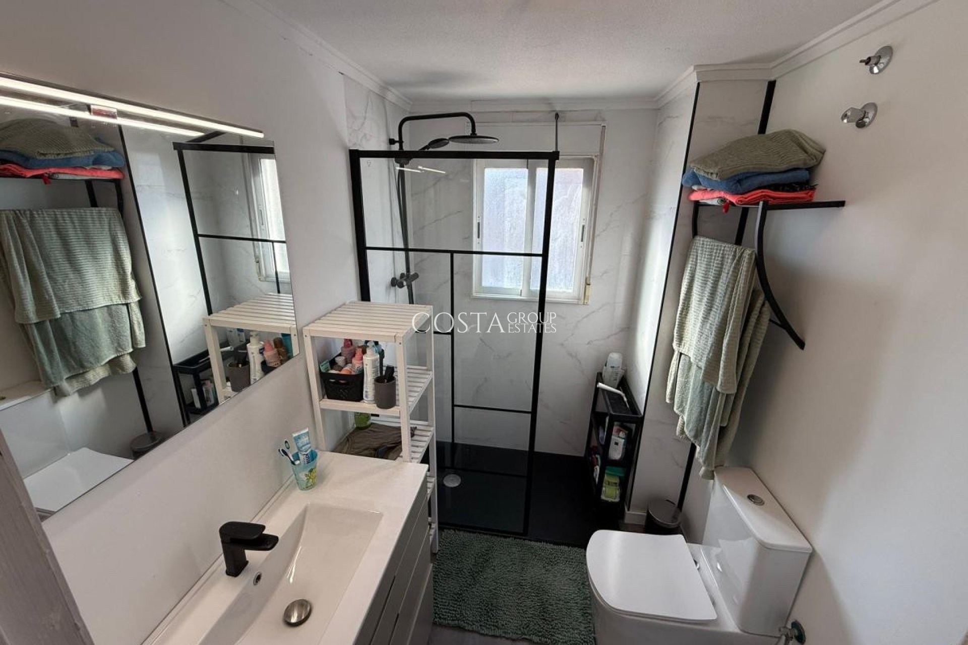 Resale - Villa -
Pilar de la Horadada - Torre De La Horadada