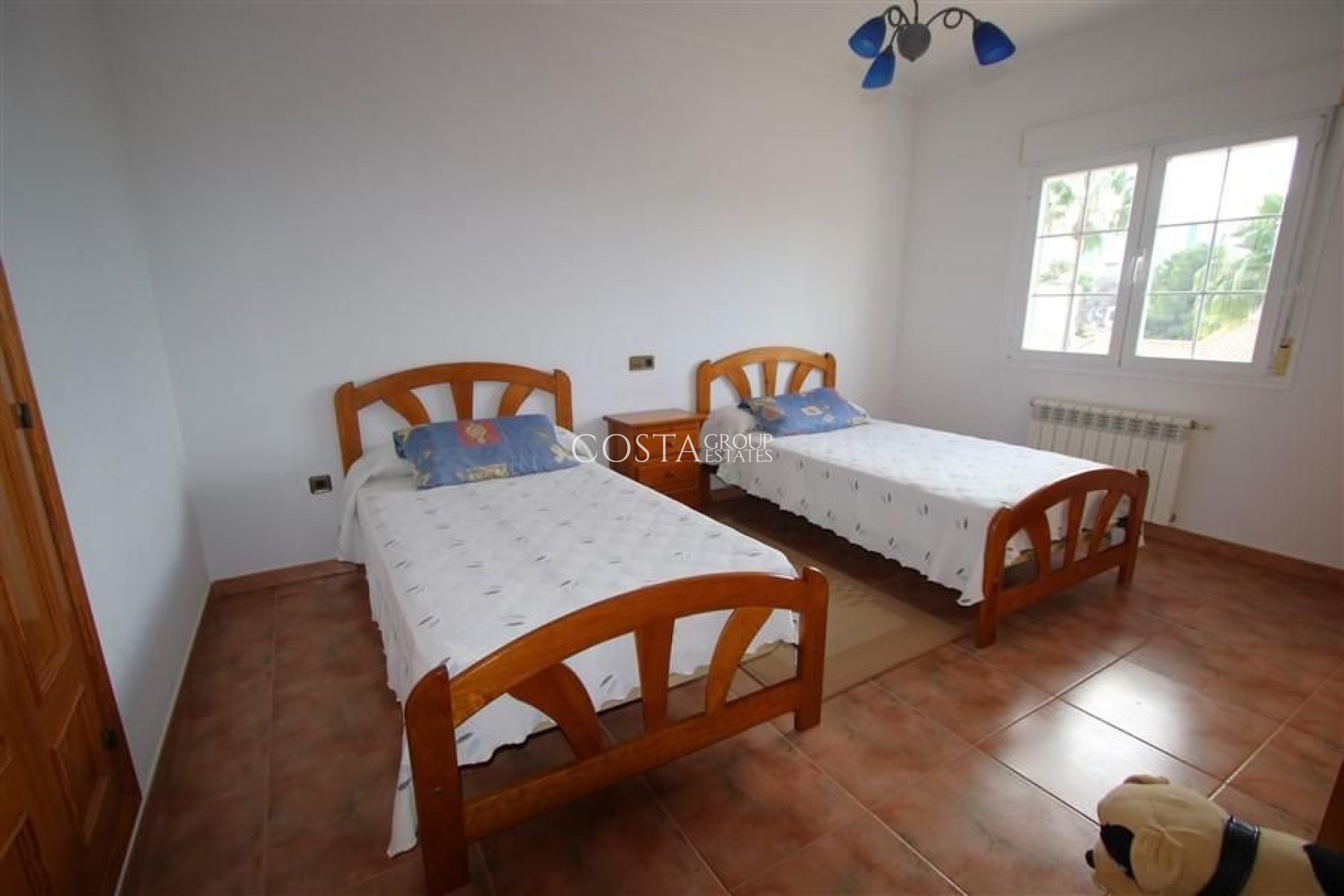 Resale - Villa -
Pinoso - Los Pinos