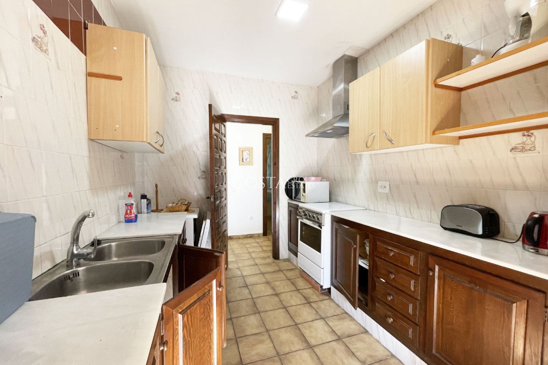 Resale - Villa -
Pinoso - Los Pinos