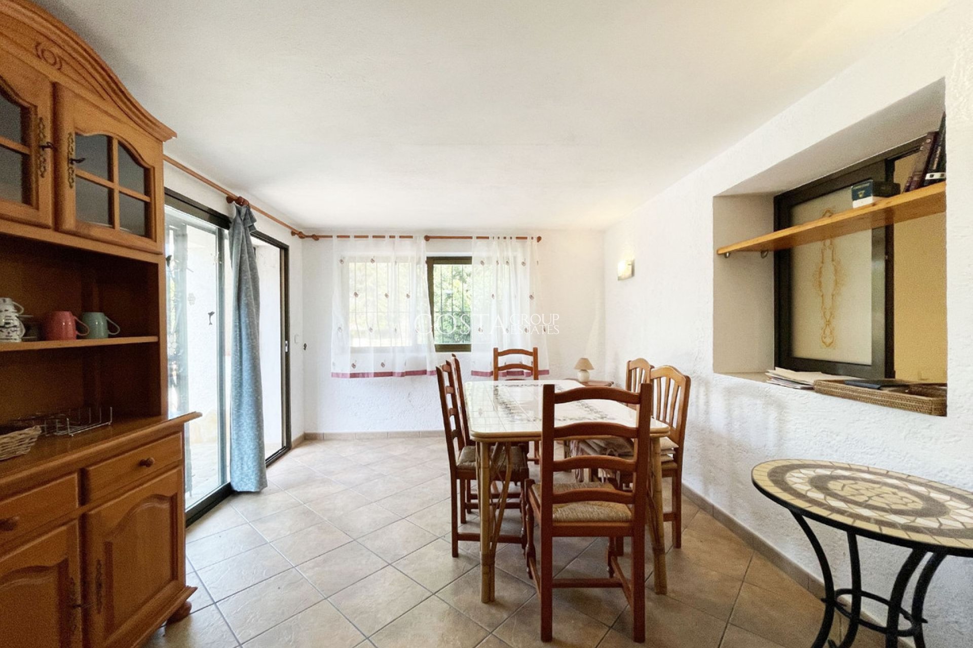 Resale - Villa -
Pinoso - Los Pinos