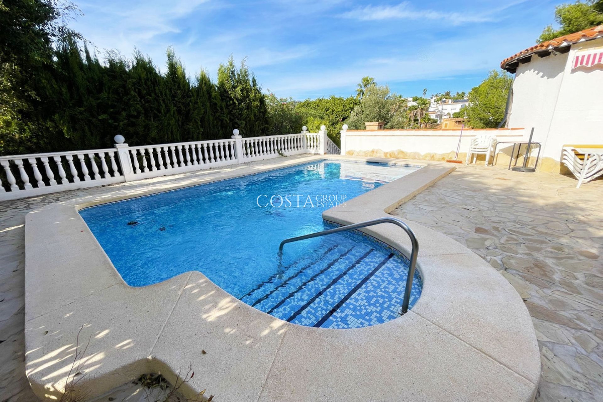 Resale - Villa -
Pinoso - Los Pinos