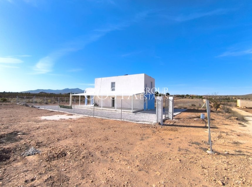 Resale - Villa -
Pinoso - Pinoso Centro