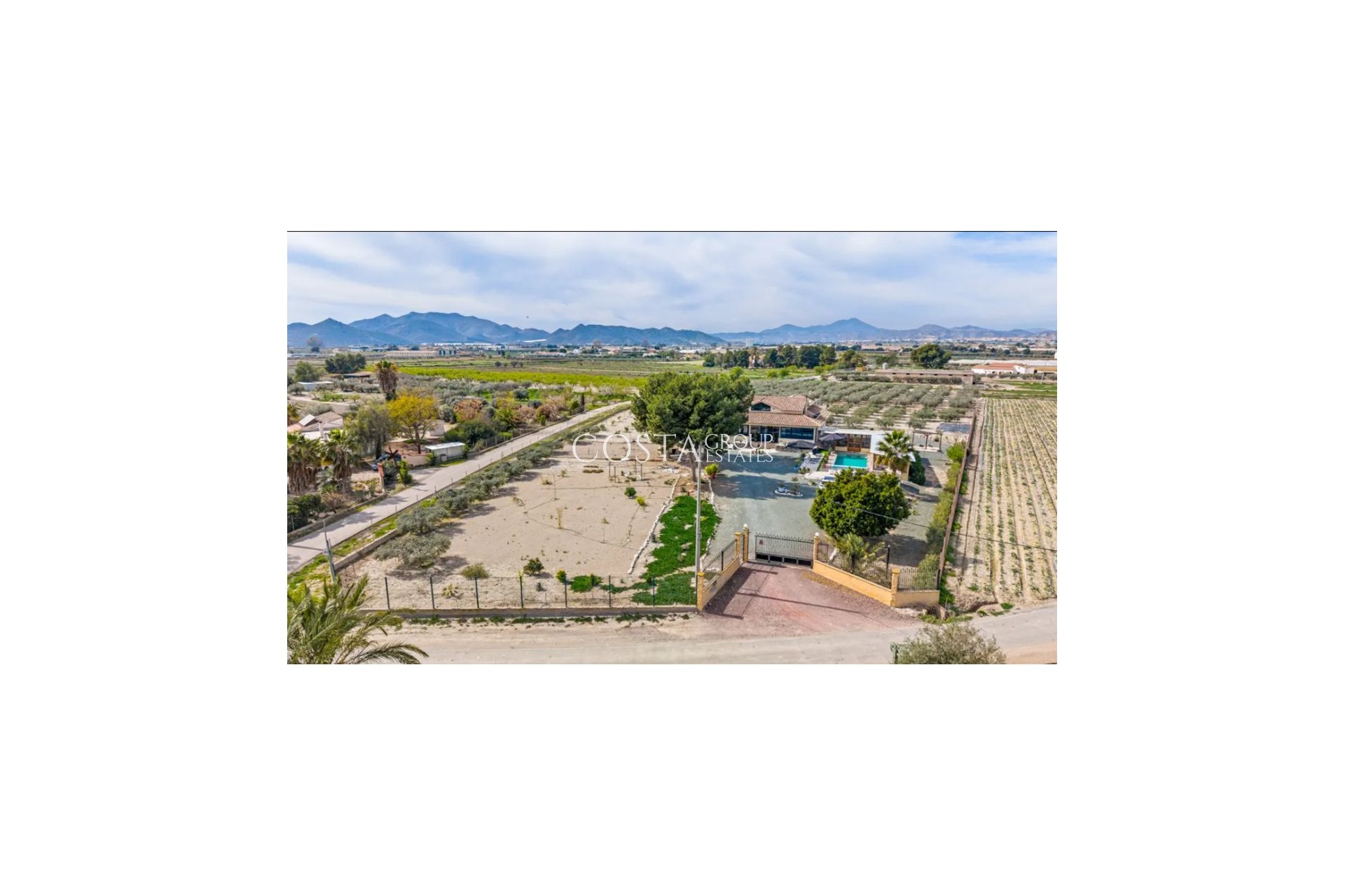 Resale - Villa -
Puerto Lumbreras - Esparragal de Puerto Lumbreras