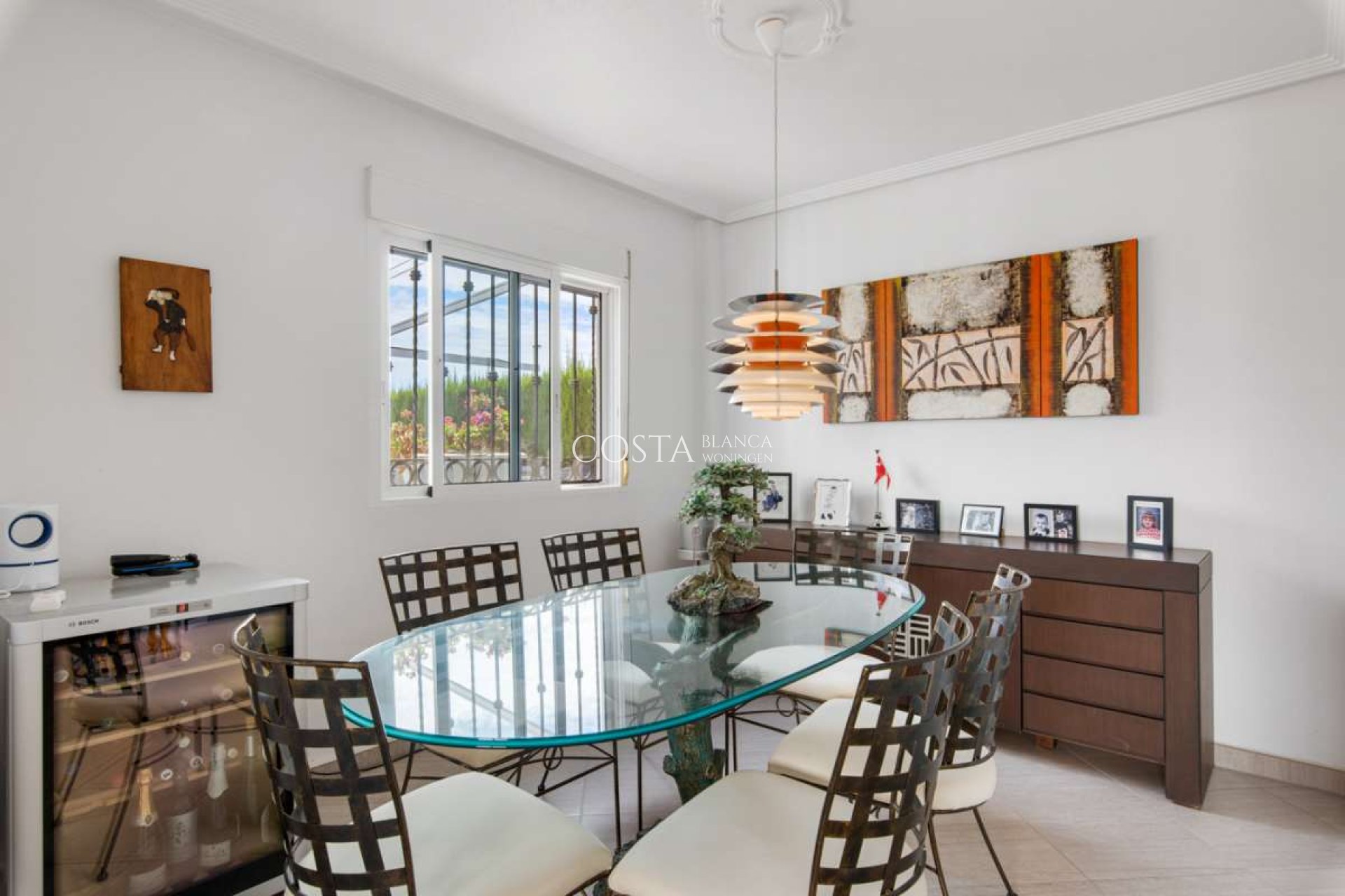 Resale - Villa -
Punta Prima